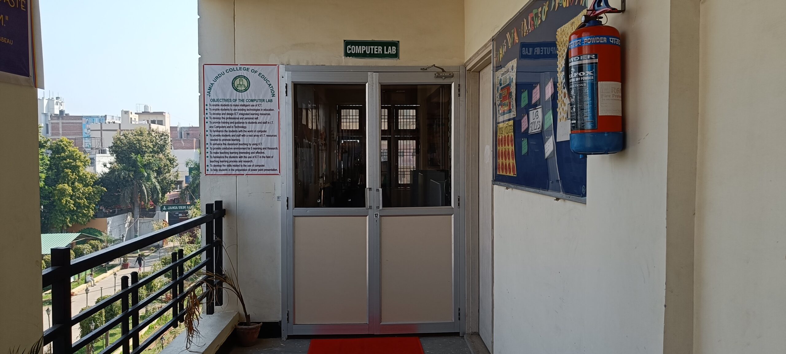Library of Jamia Urdu College of Education
